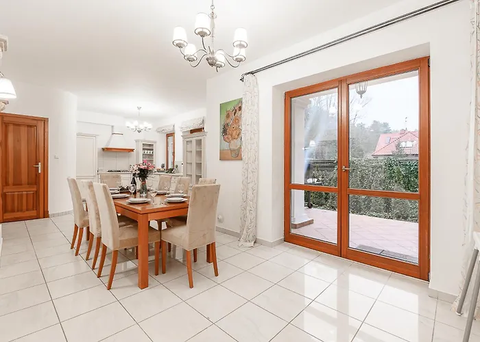 Lumina Amazing House In Warsaw