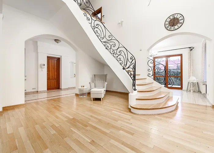 Lumina Amazing House In *