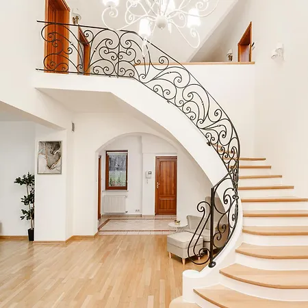 Lumina Amazing House In Willa